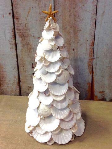 arboles de navidad hechos con conchas marinas 4