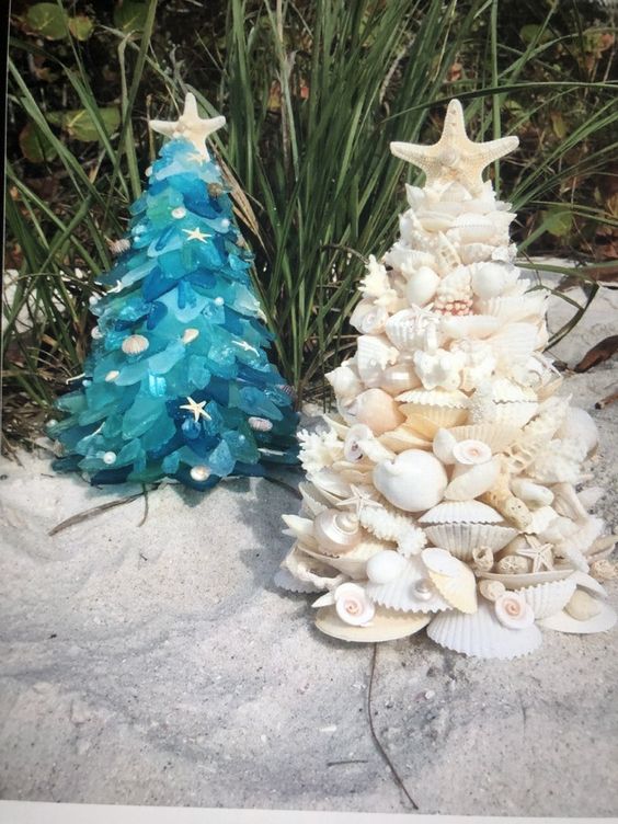 arboles de navidad hechos con conchas marinas 9
