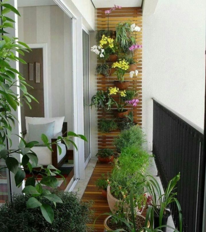 balcones decorados con plantadores 3