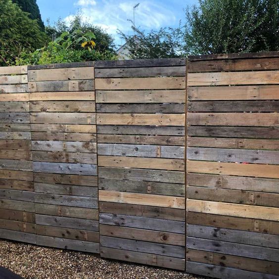 cercas hechas con vallas de madera para tu jardin 5