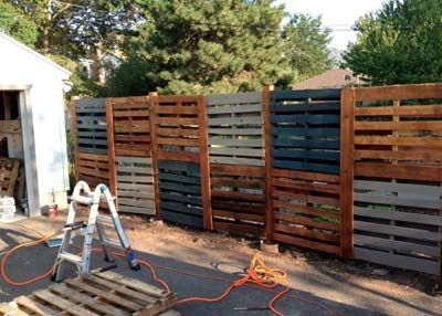 cercas hechas con vallas de madera para tu jardin 6