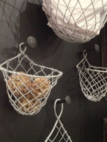 cestas hechas con alambre 8