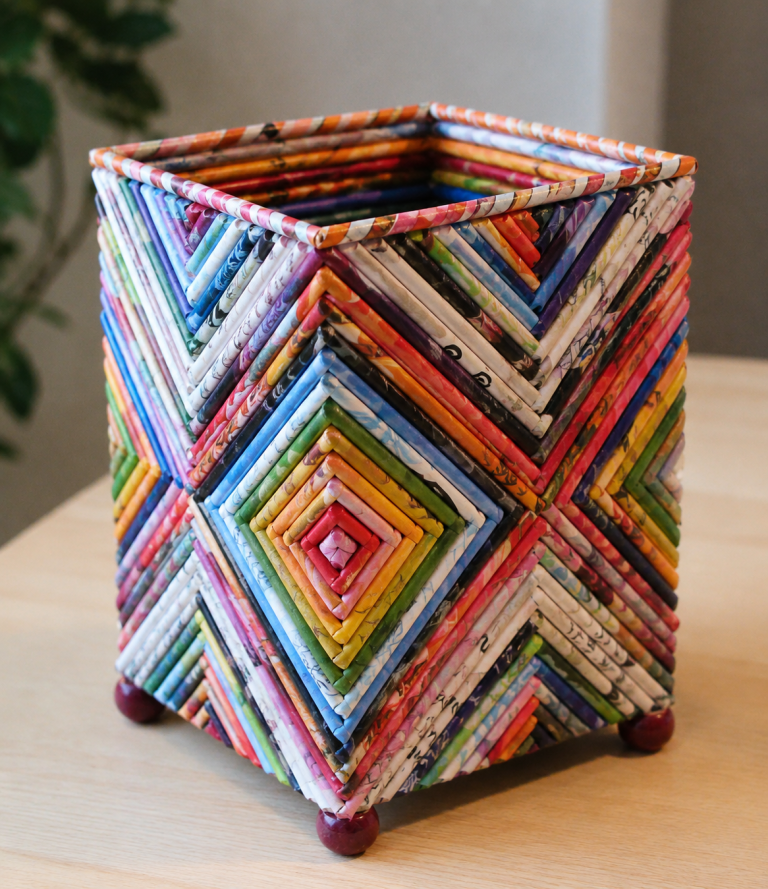 Cómo crear arreglos decorativos con tubos de papel paso a paso Cómo crear arreglos decorativos con tubos de papel paso a paso como crear arreglos decorativos con tubos de papel 2