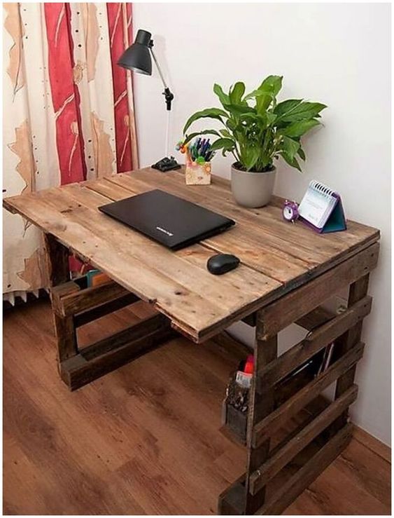 como hacer un escritorio con madera reciclada 9