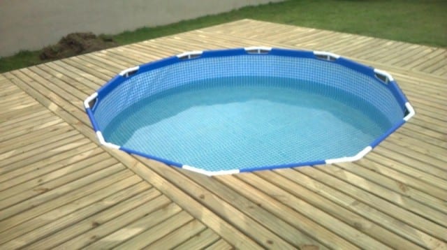 como hacer una cubierta madera piscina 3