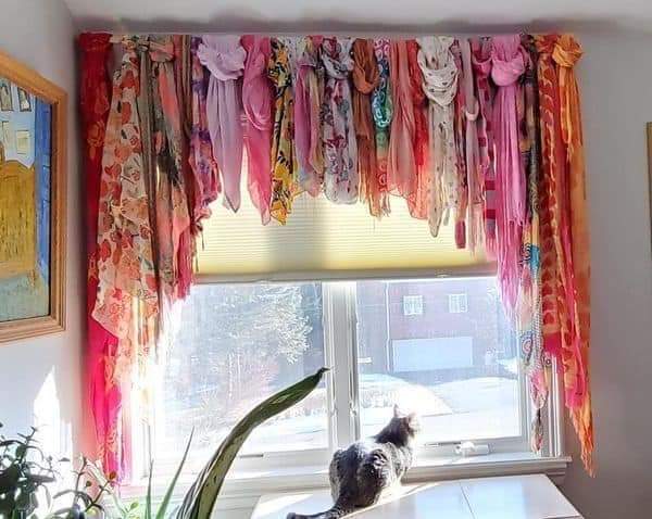 cortinas elegantes hechas con bufandas 2