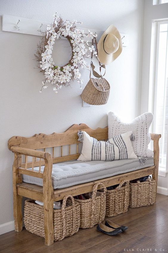 decora tu recibidor con un banco vintage