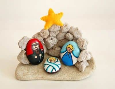 decoracion navidena con piedras pintadas 2