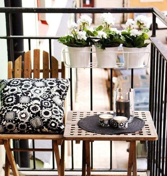 decoraciones florales para tus pequenos balcones 1