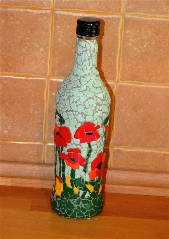 decorar botellas de vidrio con cascaras de huevo 7