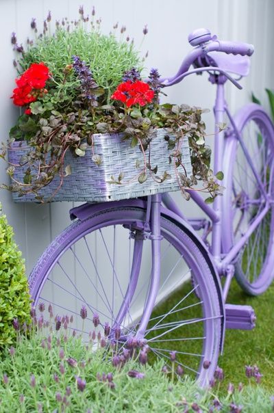floreros hechos con bicicletas viejas 9