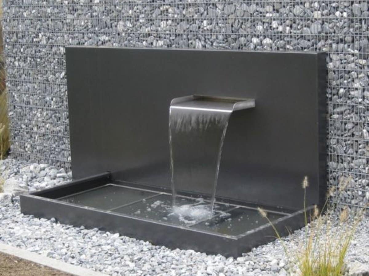fuente de pared para decorar tu jardin 14