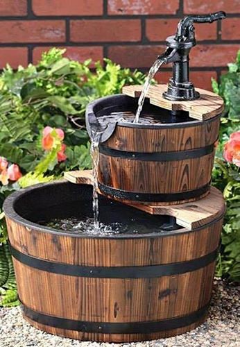 ideas de fuentes de jardin de madera 8