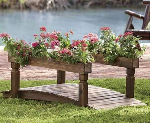 ideas de puentes decorativos para el jardin 4