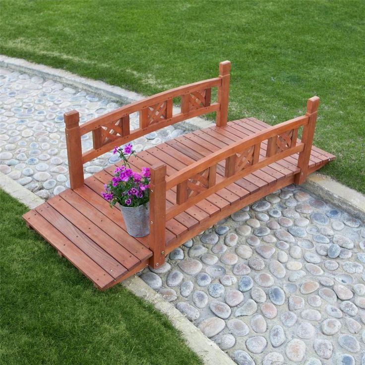 ideas de puentes decorativos para el jardin 8