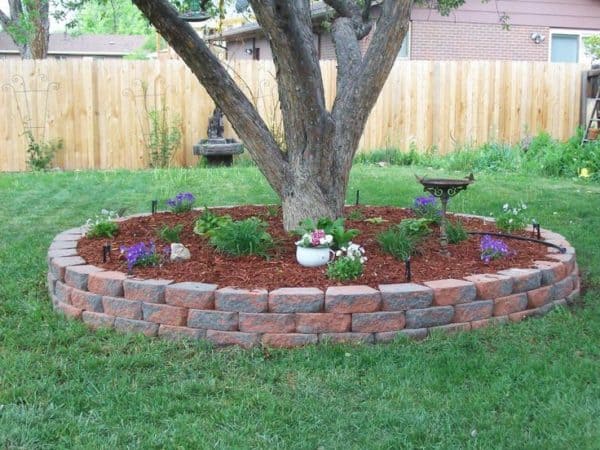 ideas para decorar jardines con ladrillos 8