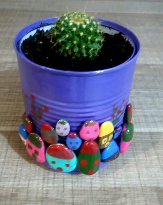 ideas para decorar tus latas con piedras 8