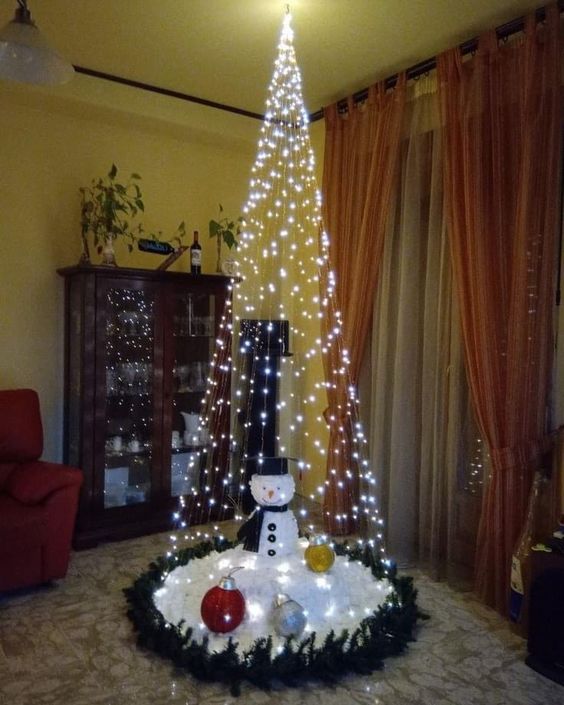 ideas para hacer arboles de navidad con luces 10