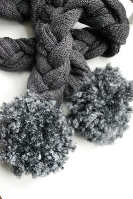 ideas para reciclar tus viejos sueteres bufanda