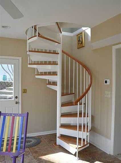 ideas para usar escaleras de caracol 3