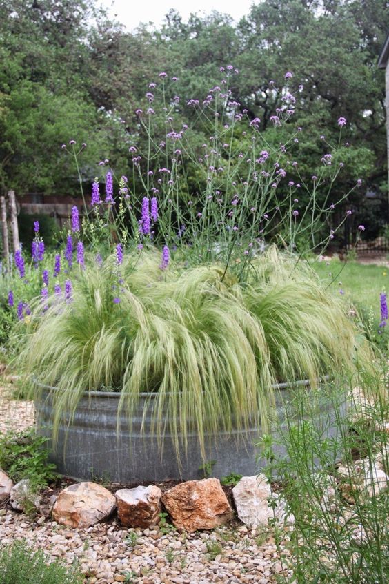 ideas usar tanque de acero galvanizado en tu jardin 6