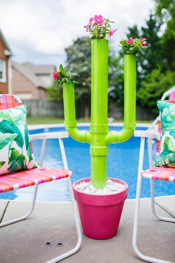 jardineras con forma de cactus fabricadas con tubos de pvc 4