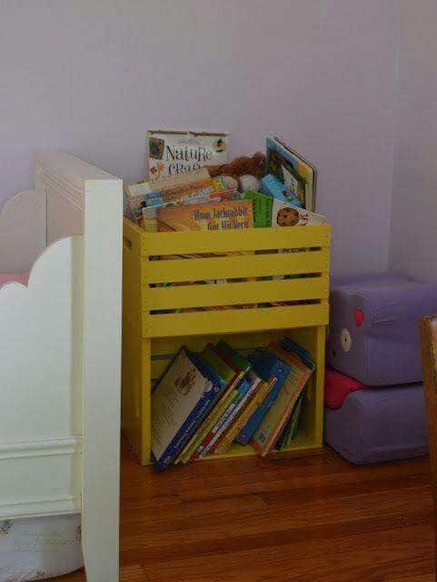 librerias hechas con cajas de madera 8