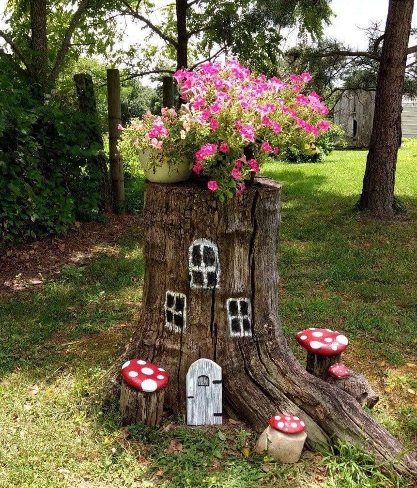 Lindas casitas de duendes hechas con troncos: ideas mágicas para decorar jardines, patios y rincones encantados Lindas casitas de duendes hechas con troncos: ideas mágicas para decorar jardines, patios y rincones encantados lindas casitas de duendes hechas con troncos 5