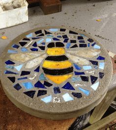 mesas decoradas con mosaicos 9