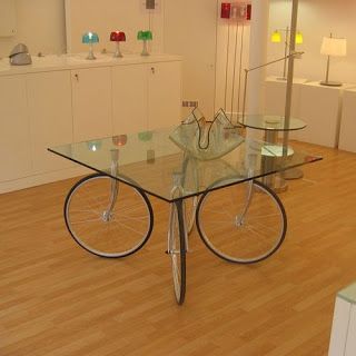 mesas hechas con ruedas de bicicleta 2