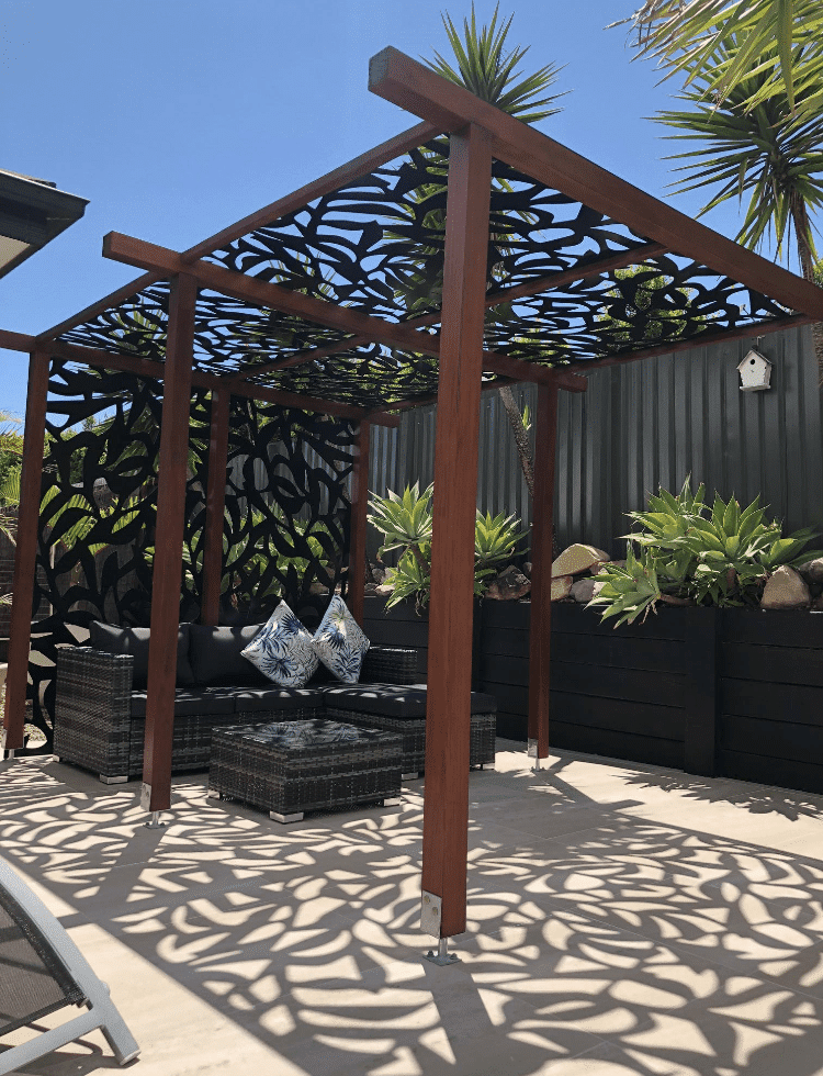 pergola de metal cortadas con laser