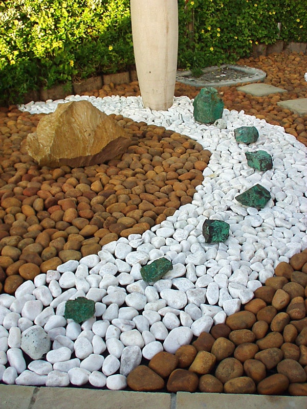 piedras jardin 8