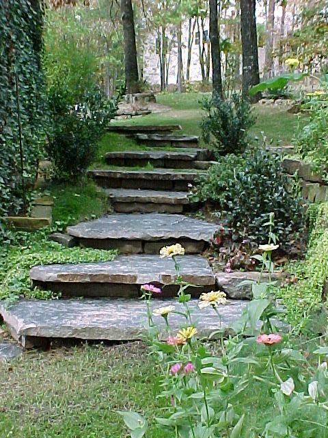 piedras para crear escaleras para tu jardin 4