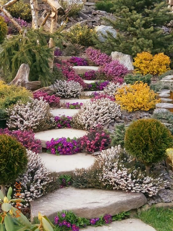 piedras para crear escaleras para tu jardin 7
