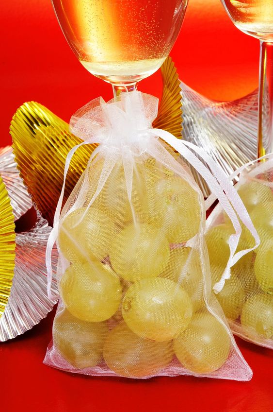presentar las uvas de la suerte en nochevieja bolsitas 1
