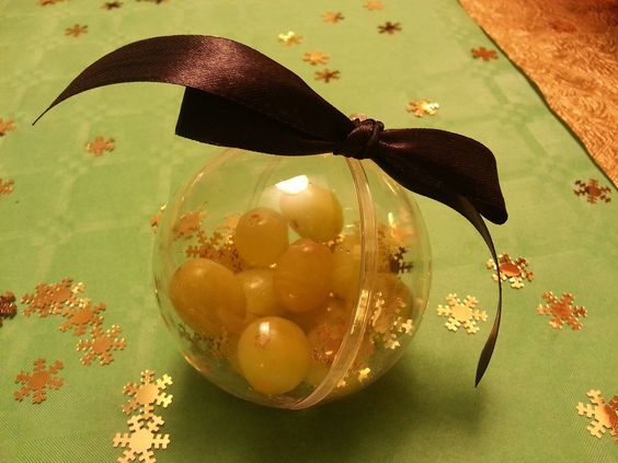 presentar las uvas de la suerte en nochevieja bolsitas